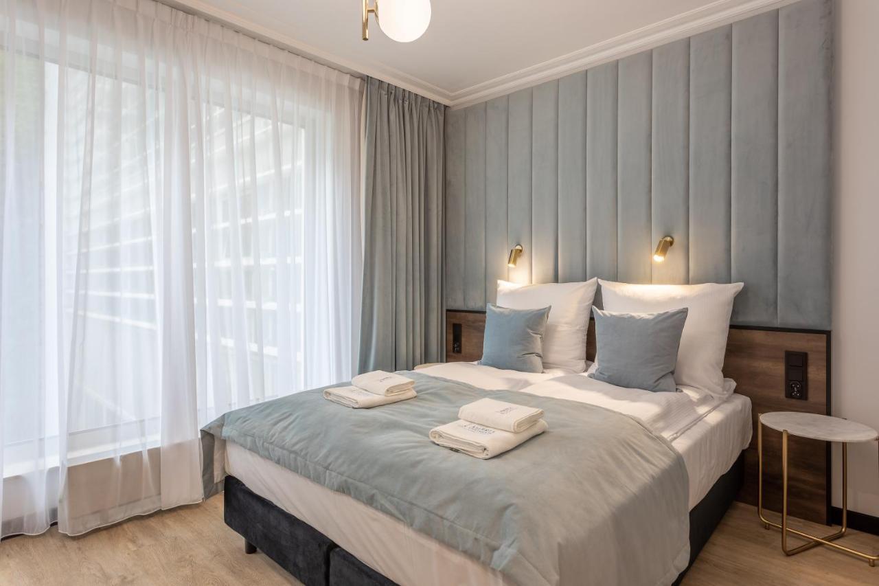Apartpark - Ambria *