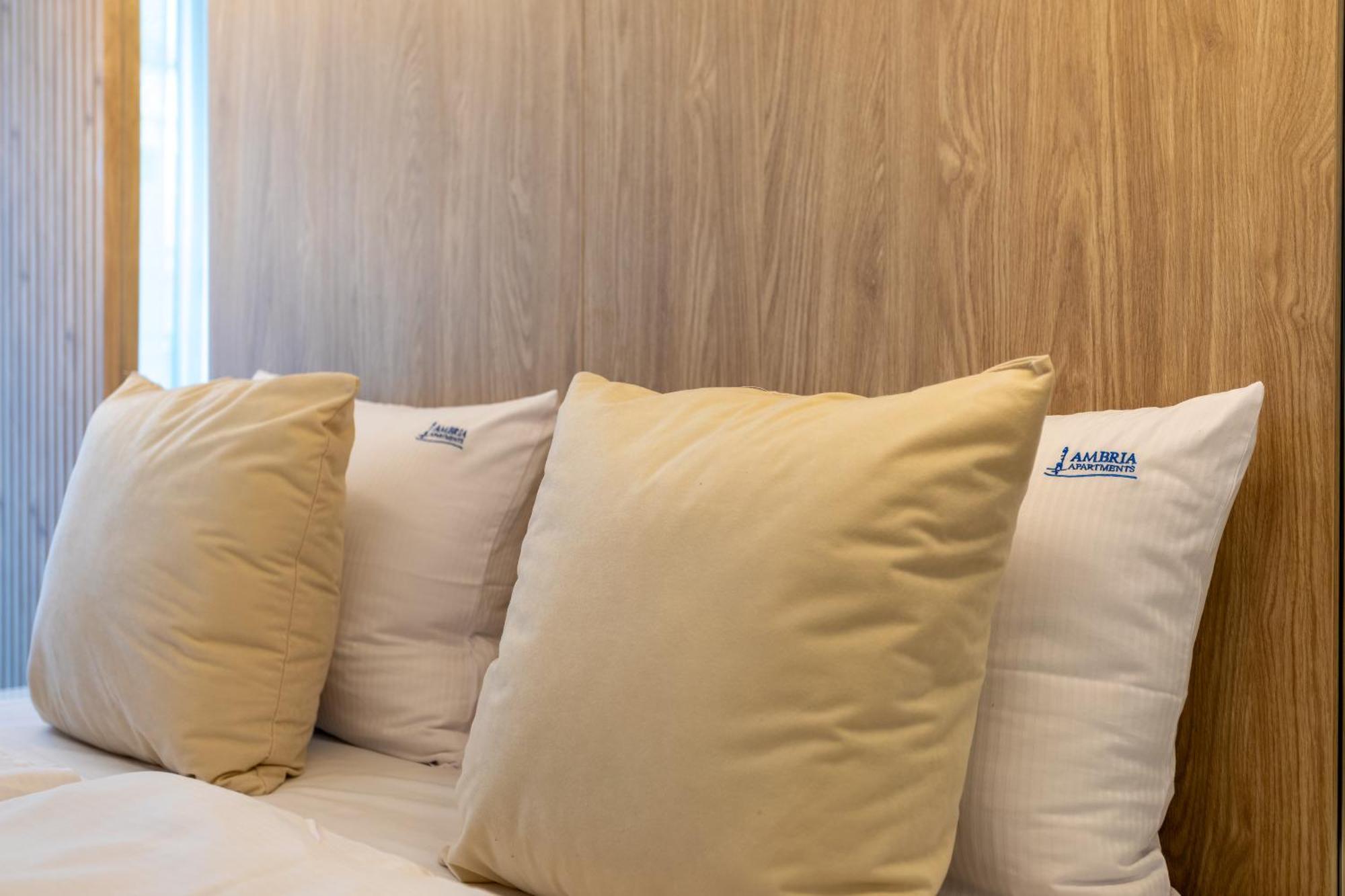Apartpark - Ambria *
